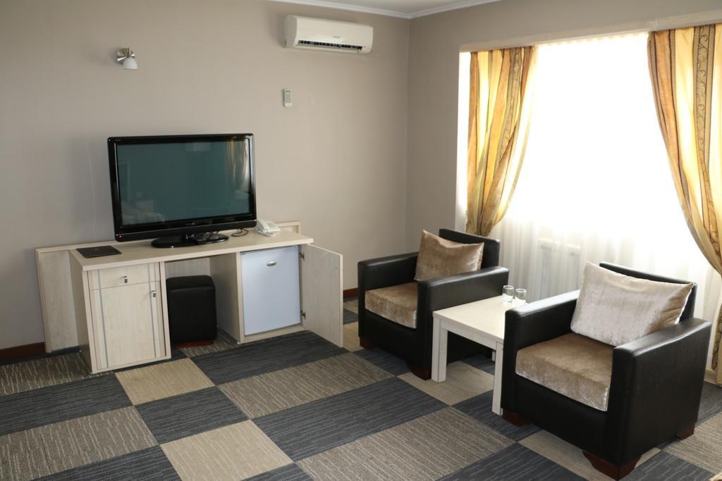 Aktau Hotel Екстер'єр фото