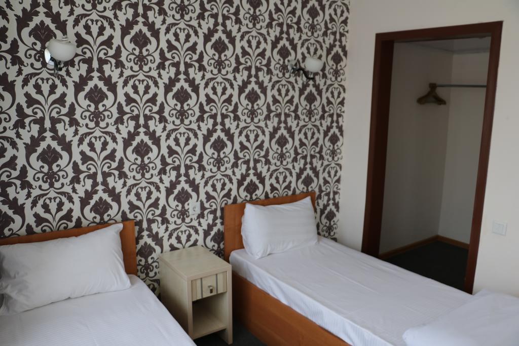 Aktau Hotel Екстер'єр фото