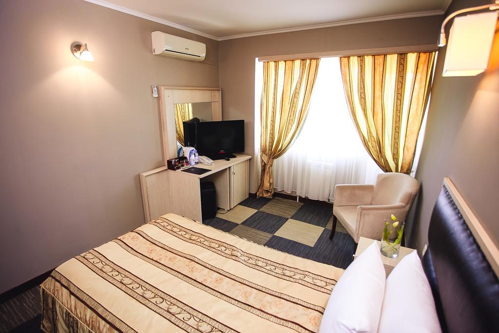 Aktau Hotel Екстер'єр фото