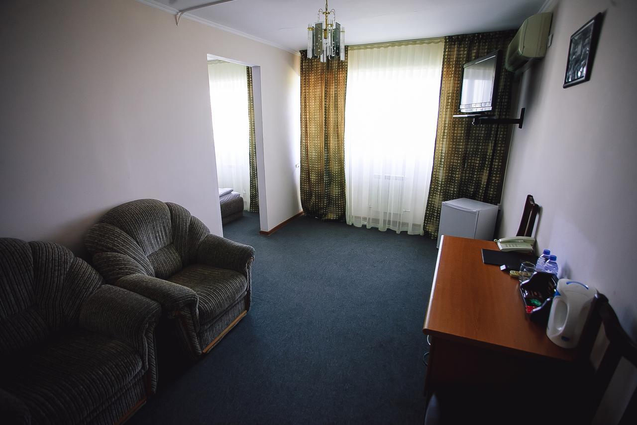 Aktau Hotel Екстер'єр фото